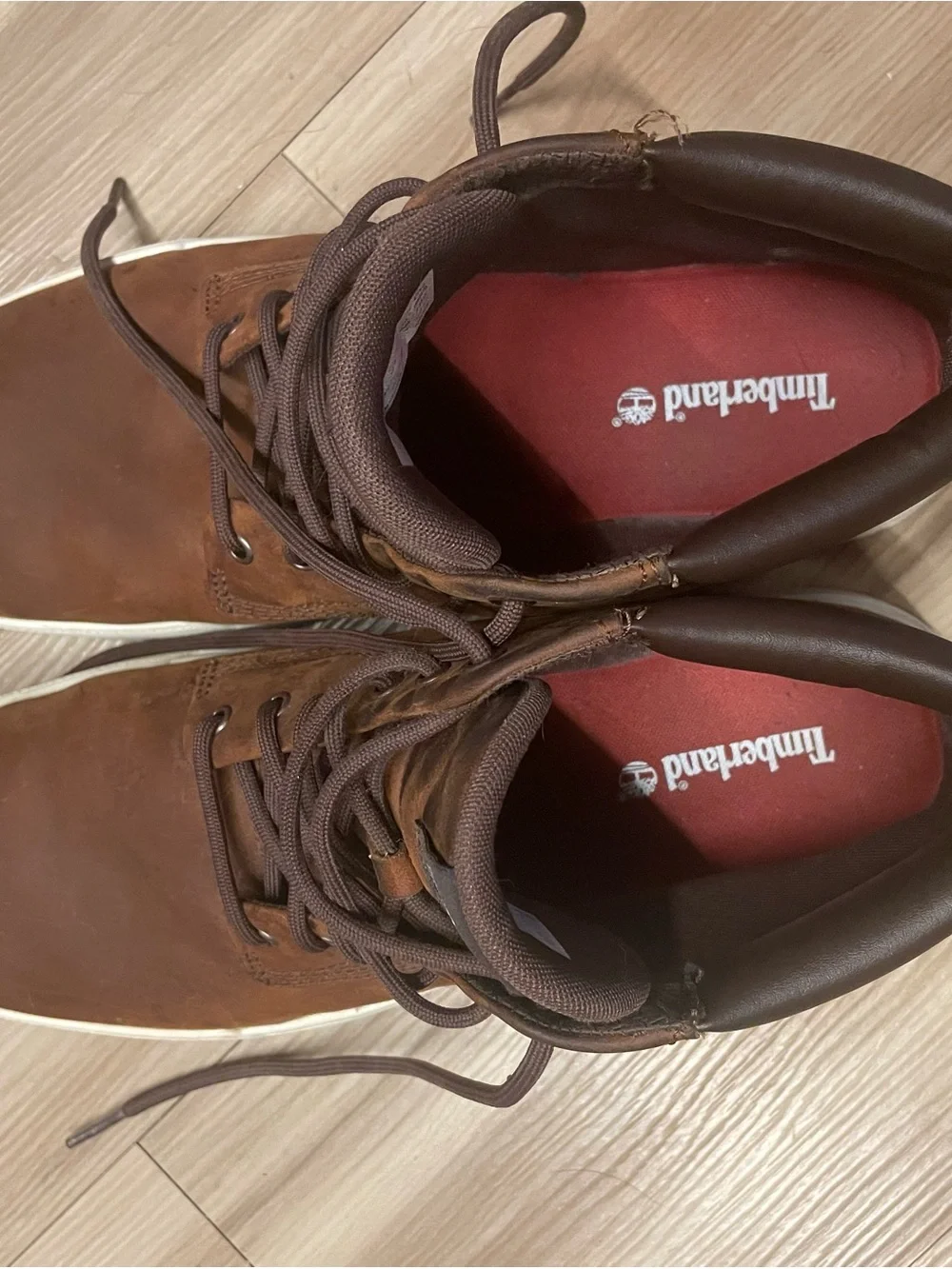 Timberland Men's Size 12 Brown Leather Chukka Boots with White Sole. Ankle boots